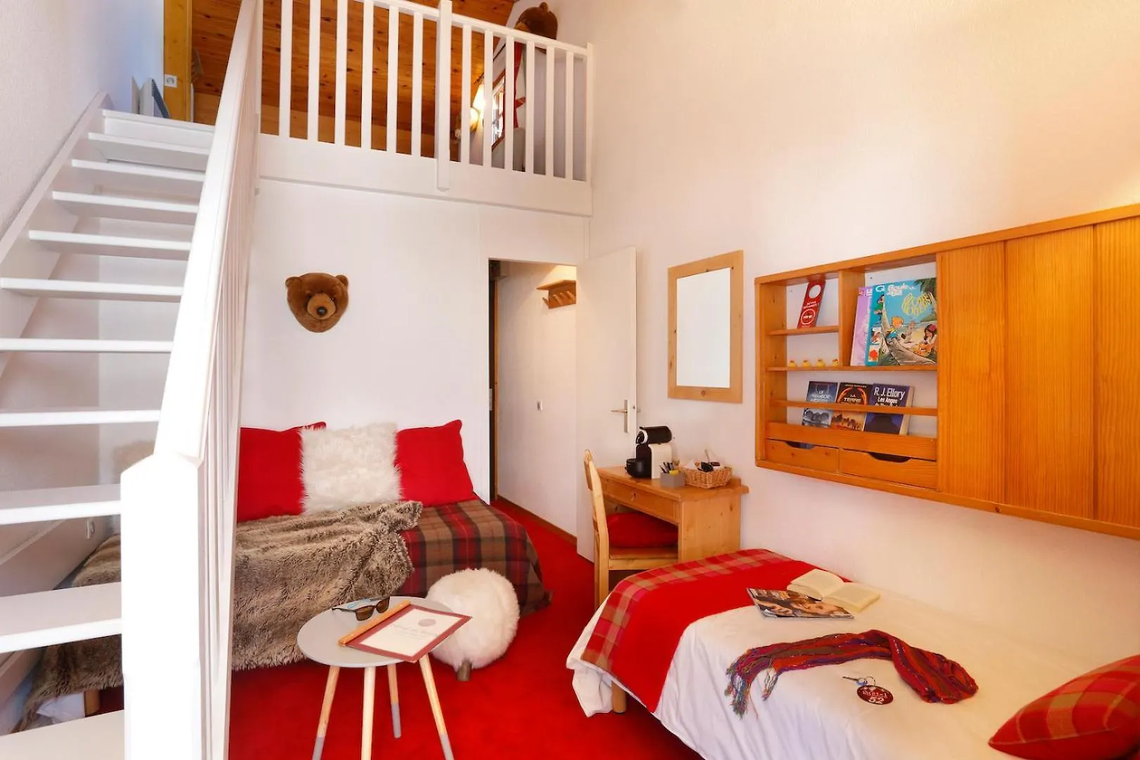 ***  Hotel Du Bourg Valmorel France