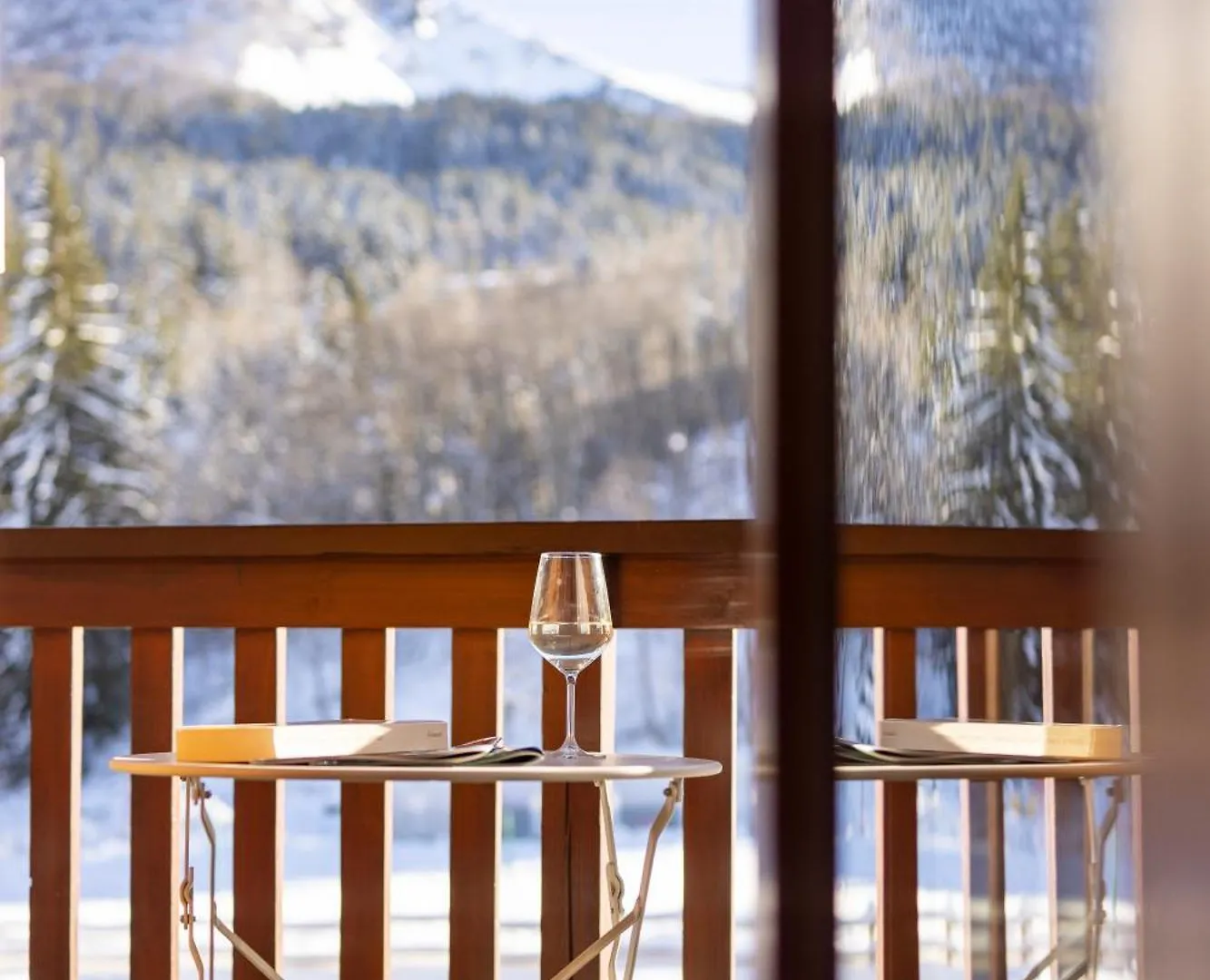 ***  Hotel Du Bourg Valmorel France