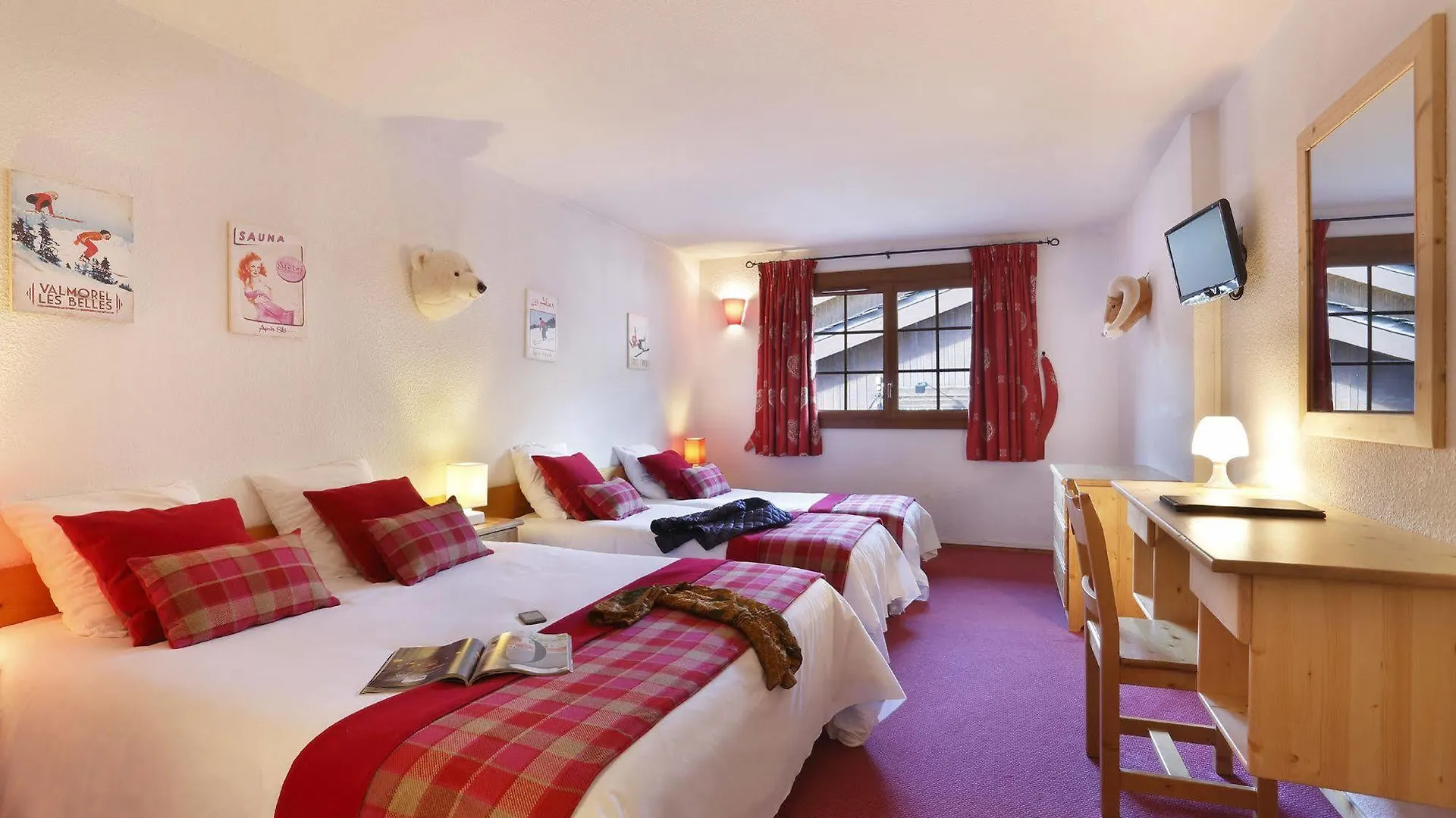 ***  Hotel Du Bourg Valmorel France