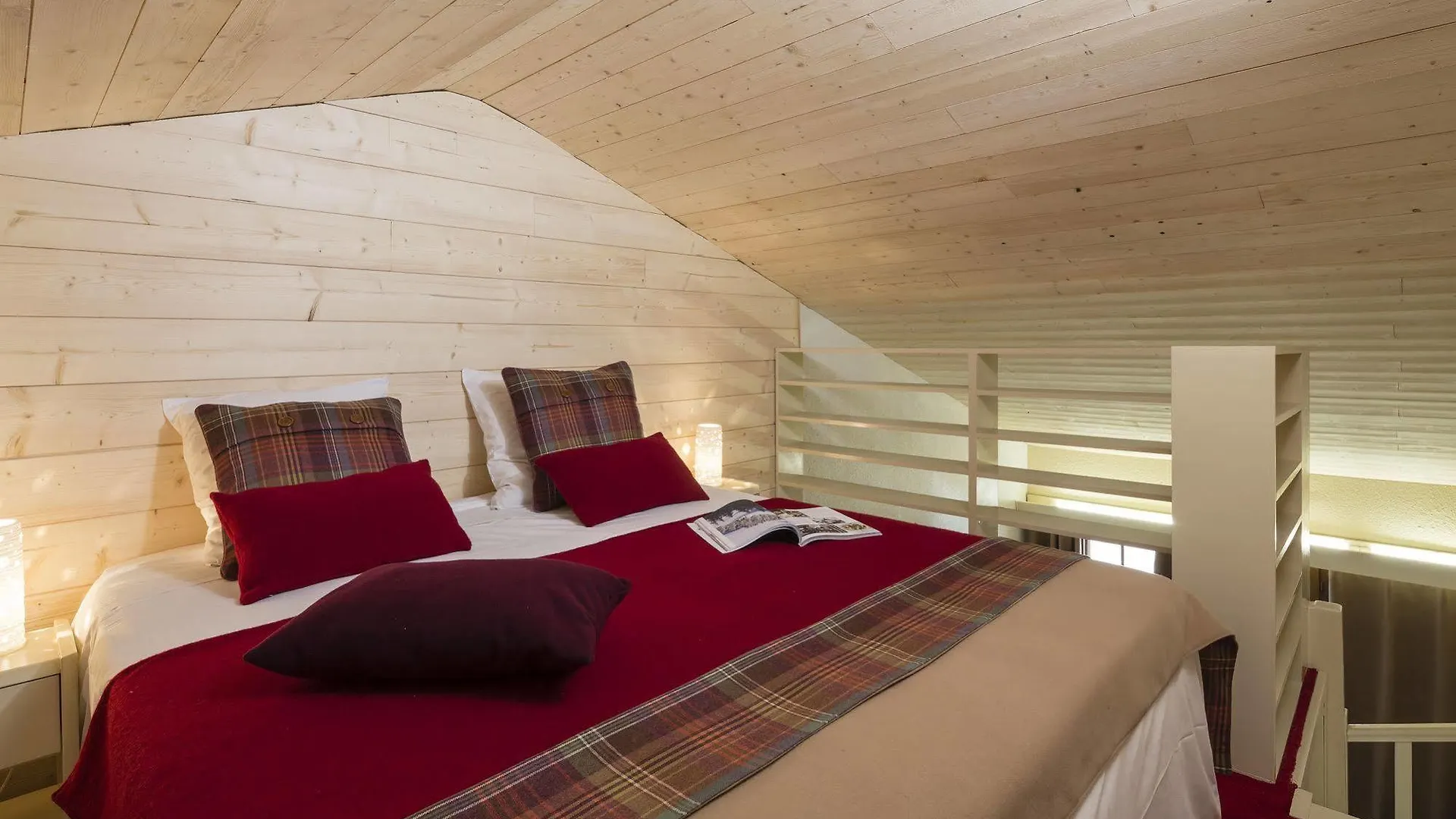 ***  Hotel Du Bourg Valmorel France