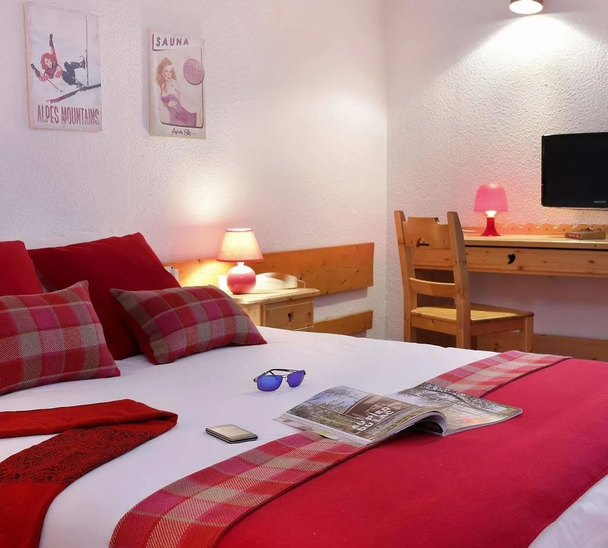 Hotel Du Bourg Valmorel 3*,